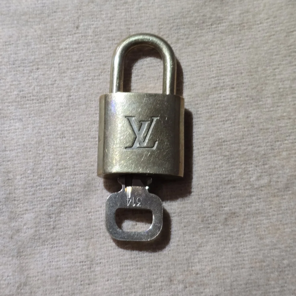 Authentic Louis Vuitton Lock And Key # 314 Vintage Pre-Loved
